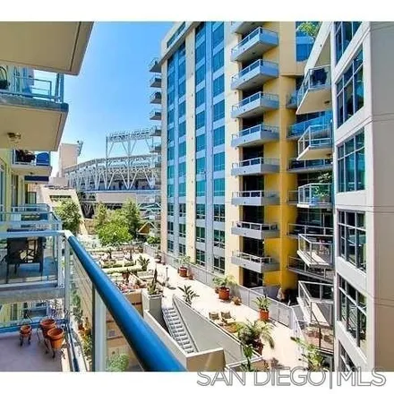 Image 7 - 253 10th Avenue, San Diego, CA 92180, USA - Condo for rent