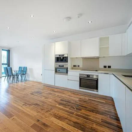 Buy this 2 bed apartment on Finchley Road in London, NW3 7BS