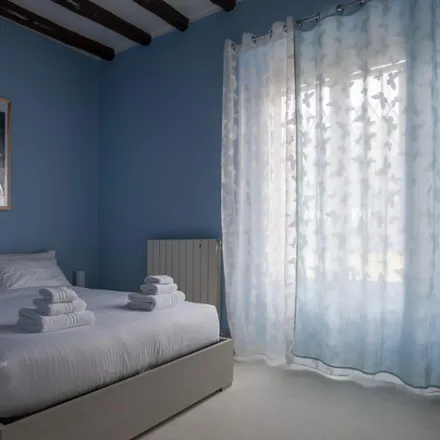 Rent this 1 bed apartment on Panzer in Via Rosolino Pilo, 9