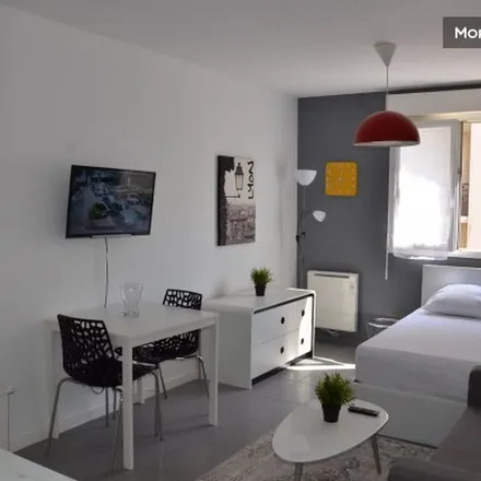 Rent this 1 bed apartment on 558 Chemin de Wette-Faÿs in 69300 Caluire-et-Cuire, France