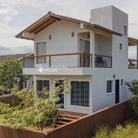 Buy this 2 bed house on Rua das Lagostas in Ibiraquera, Imbituba - SC