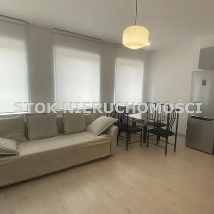 Rent this 3 bed apartment on Jerzego Waszyngtona 38 in 15-304 Białystok, Poland