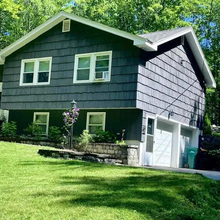 Buy this 3 bed house on 4 Westview Drive in Rochester, NH 03867