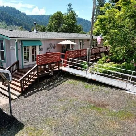 Buy this studio apartment on Ulrich Road in Cascade Gorge, Jackson County