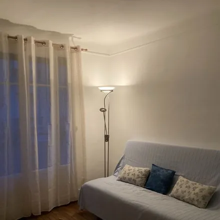 Rent this 1 bed apartment on Neuilly-sur-Seine in Hauts-de-Seine, France