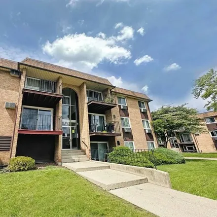 Buy this 1 bed condo on 728 Hill Drive in Hoffman Estates, Schaumburg Township