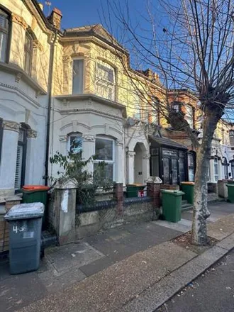 Image 1 - 40 Chaucer Road, London, E7 9NB, United Kingdom - Apartment for sale