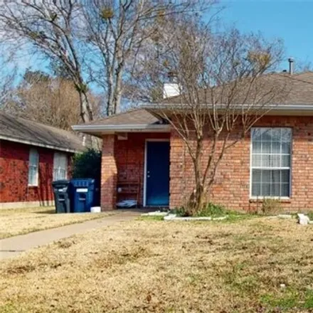 Rent this 3 bed house on 2369 Carnation Court in College Station, TX 77840