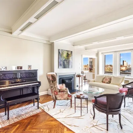 Buy this studio apartment on 25 EAST END AVENUE 5E in New York