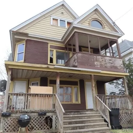 Buy this 6 bed house on 517 North Geddes Street in City of Syracuse, NY 13204