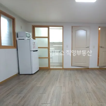 Image 1 - 서울특별시 강남구 신사동 629-13 - Apartment for rent