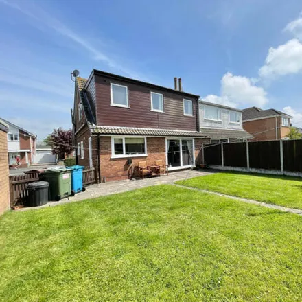 Image 3 - Hassall Drive, Elswick, PR4 3UP, United Kingdom - House for sale
