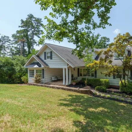 Buy this 5 bed house on 16 Minnekahada Place in Dallas Heights, Chattanooga