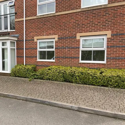 Rent this 2 bed apartment on Alma Road in Banbury, OX16 4TE