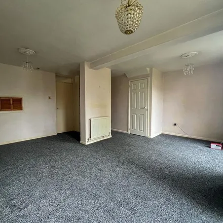 Image 4 - 57 Concorde Drive, Bristol, BS10 6PY, United Kingdom - House for rent
