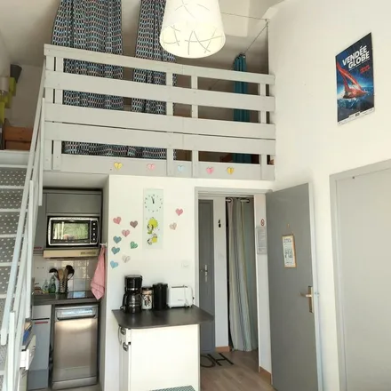 Rent this 1 bed apartment on Quai d'Allegement in 85100 Les Sables-d'Olonne, France