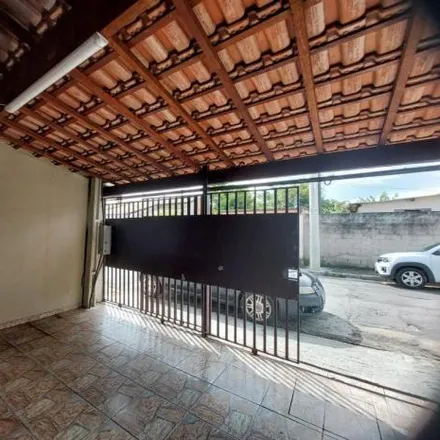 Rent this 2 bed house on PoupaFarma in Rua dos Expedicionários, Centro