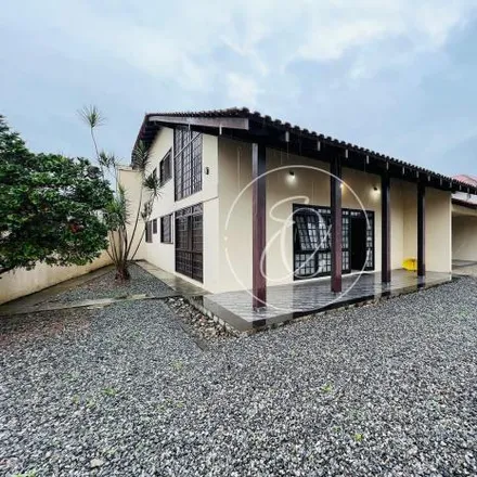 Buy this 5 bed house on Rua Ilhéus 435 in Floresta, Joinville - SC