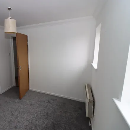 Image 4 - Arthur Bett Court, Tillicoultry, FK13 6DW, United Kingdom - Apartment for rent