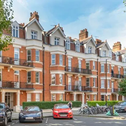 Buy this 3 bed apartment on Paddington Sports Club in Castellain Road, London