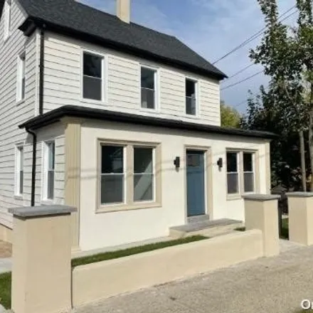 Buy this 5 bed house on 15 Charles Avenue in Port Washington, NY 11050