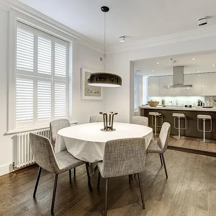 Image 4 - Campden House, 29 Sheffield Terrace, London, W8 7ND, United Kingdom - Apartment for rent