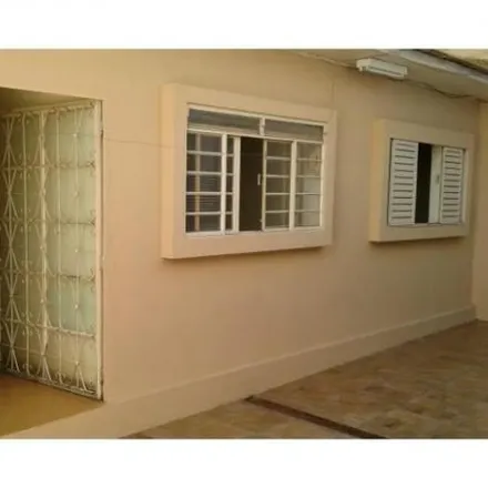Rent this 1 bed house on Rua Francisco Alves in Vila Camargo, Bauru - SP