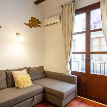 Rent this 1 bed apartment on Carrer de Valldonzella in 56, 08001 Barcelona