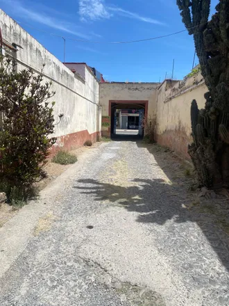 Buy this 2 bed house on Avenida Enrique Díaz de León Norte 373 in Capilla de Jesús, 44200 Guadalajara