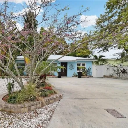 Image 4 - 1964 2nd Street North, Indian Rocks Beach, Pinellas County, FL 33785, USA - House for sale