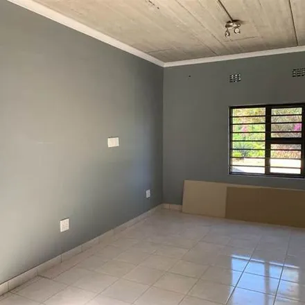 Image 6 - Cornwall Road, Vincent, East London, East London, 5217, South Africa - Apartment for rent