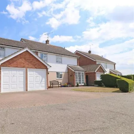 Buy this 4 bed house on Ingelrica Avenue in Hatfield Peverel, CM3 2RW