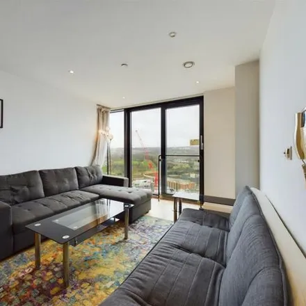 Image 4 - Saint Paul's Tower, 7 St Paul's Square, The Heart of the City, Sheffield, S1 2LJ, United Kingdom - Apartment for sale