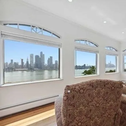 Image 5 - Lincoln Tunnel, Weehawken, NJ 07086, USA - House for sale