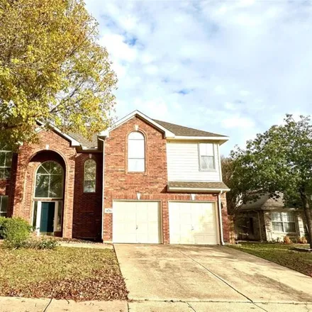 Rent this 4 bed house on 1435 Briar Run in Keller, Texas