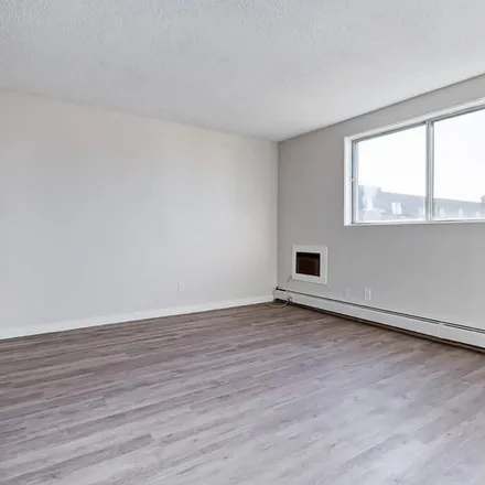 Image 7 - Confederation Drive, Saskatoon, SK S7L 4P5, Canada - Apartment for rent