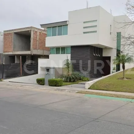 Buy this 5 bed house on Avenida Casa Fuerte in Lomas de San Agustín, 45645 San Agustín