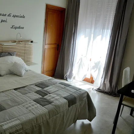 Image 6 - Zara, Piazza Giovanni XXIII, 6, 74100 Taranto TA, Italy - Apartment for rent