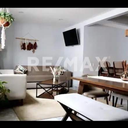 Rent this 2 bed apartment on ABurger in Calle Coahuila, Cuauhtémoc