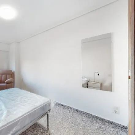 Rent this 1 bed room on Ruyi Cb in Avinguda Al Vedat, 80