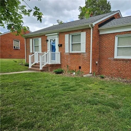 Buy this 2 bed house on 2316 Carlisle Avenue in Montrose, Henrico County