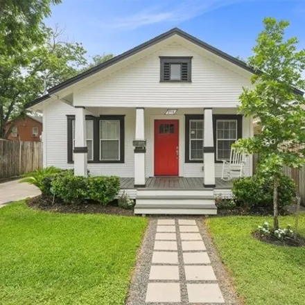 Buy this 2 bed house on 2755 Reynolds Street in Houston, TX 77009