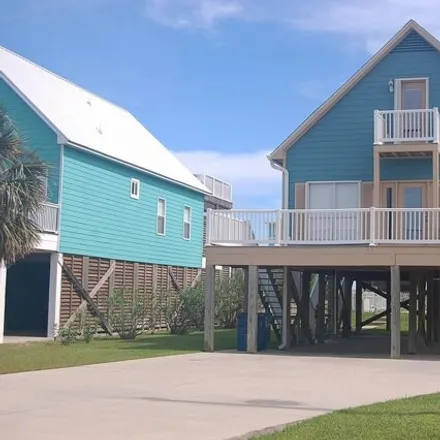 Image 1 - 1269 West Lagoon Avenue, Gulf Shores, AL 36542, USA - House for sale