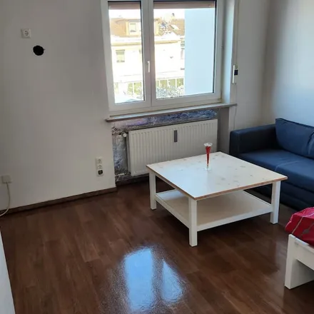 Rent this studio apartment on Edelsbergweg 14