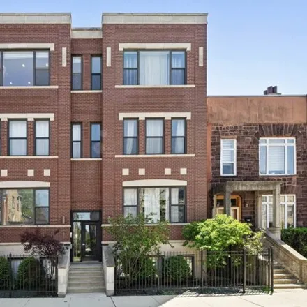 Buy this 2 bed condo on 1261 East 46th Street in Chicago, IL 60615