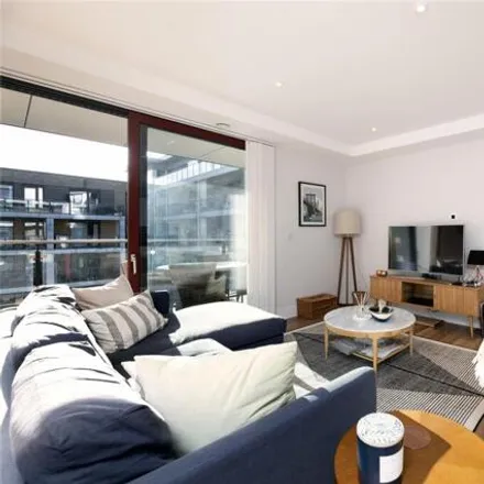 Image 1 - George View House, 36 Knaresborough Drive, London, SW18 4GT, United Kingdom - Apartment for sale