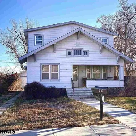 Buy this 3 bed house on 501 East 18th Street in Scottsbluff, NE 69361