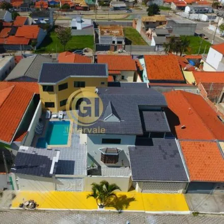 Buy this 5 bed house on Rua José da Costa Paschoal in Vila Santos, Caçapava - SP