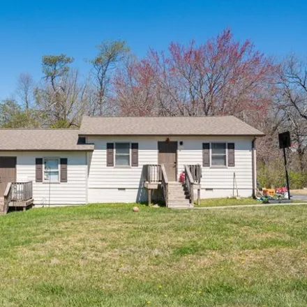 Buy this studio house on 661 Hillcrest Drive in Hillcrest, Crossville