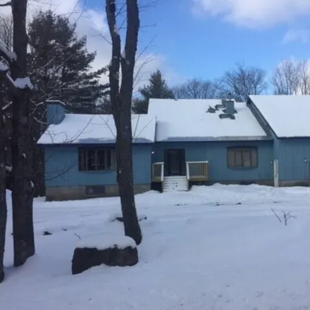 Buy this 7 bed house on 78 Lisle Hill Road in Wilmington, VT 05363